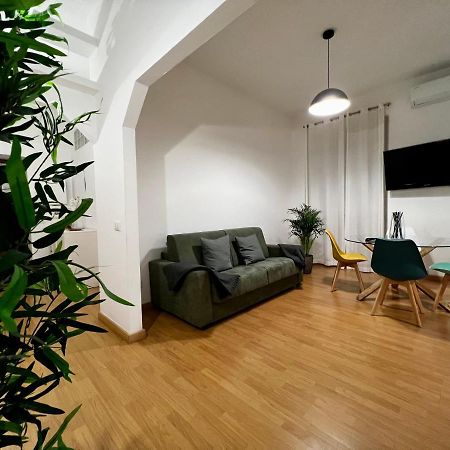 Conte Rosso Apartment ローマ エクステリア 写真