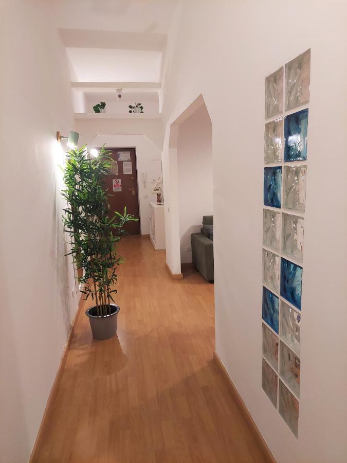 Conte Rosso Apartment ローマ エクステリア 写真