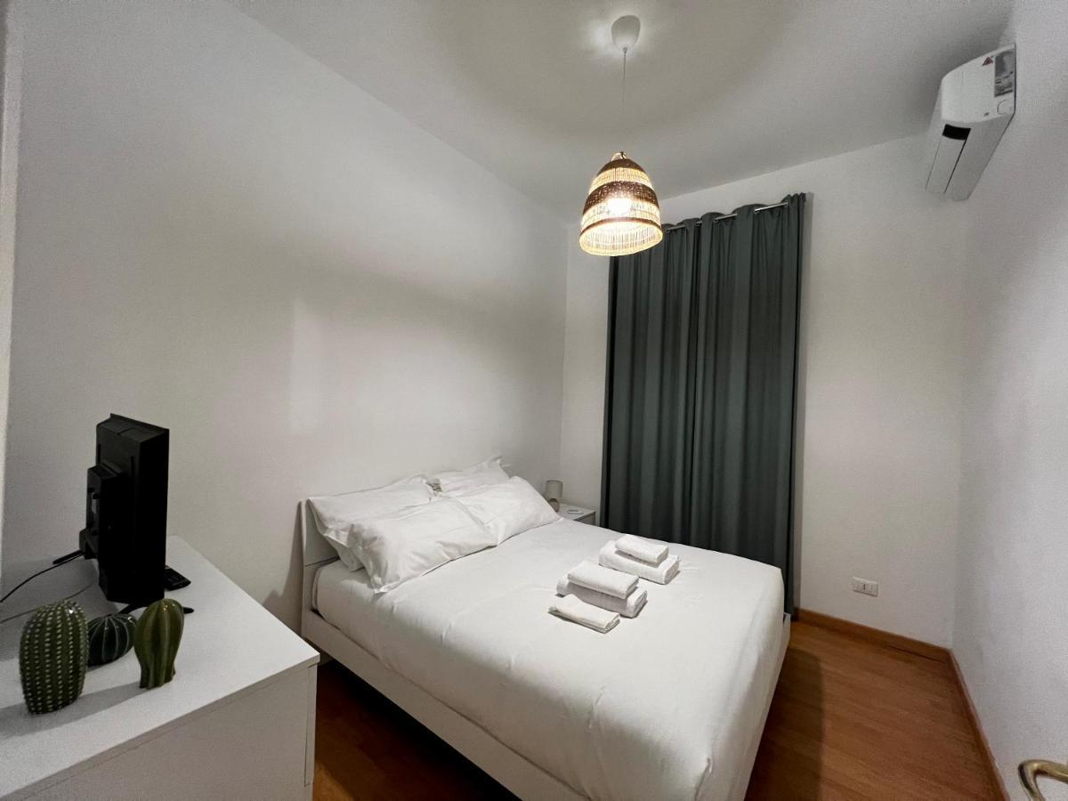 Conte Rosso Apartment ローマ エクステリア 写真