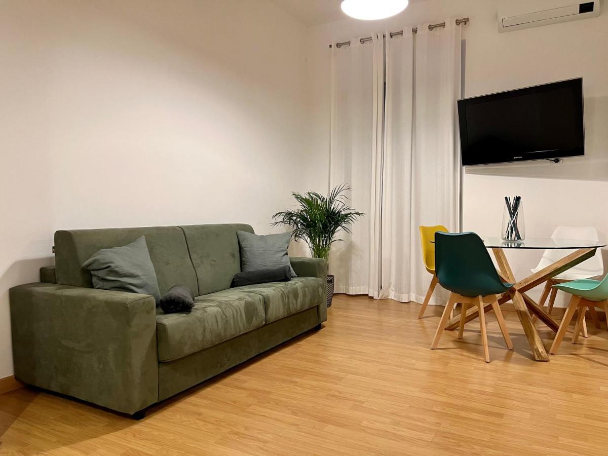 Conte Rosso Apartment ローマ エクステリア 写真
