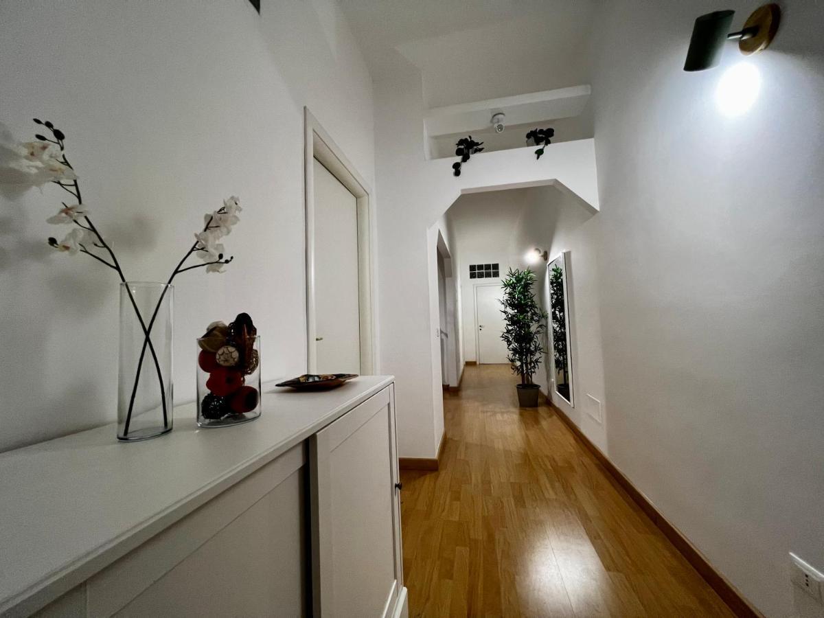 Conte Rosso Apartment ローマ エクステリア 写真