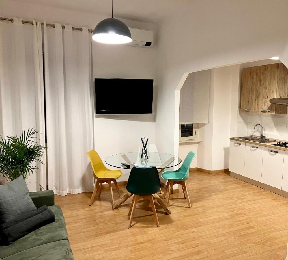 Conte Rosso Apartment ローマ エクステリア 写真
