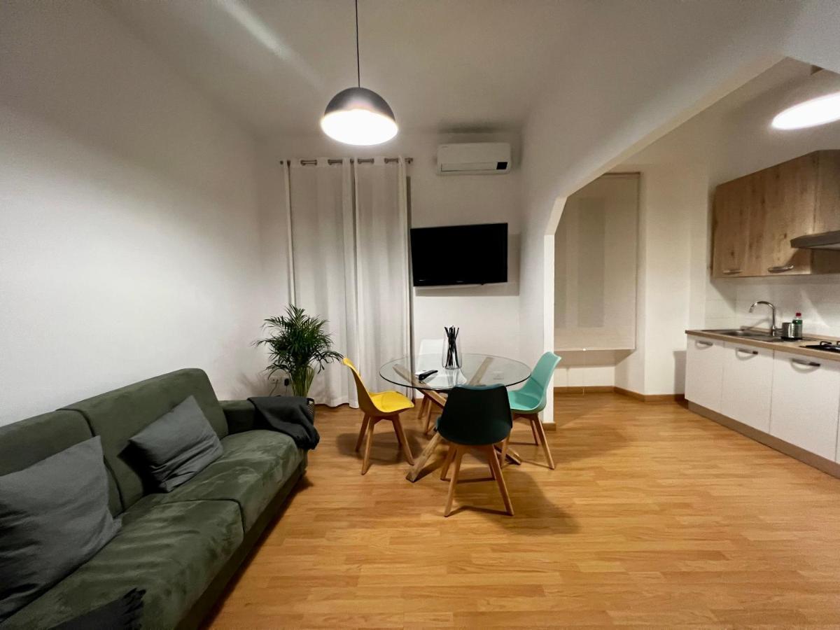 Conte Rosso Apartment ローマ エクステリア 写真